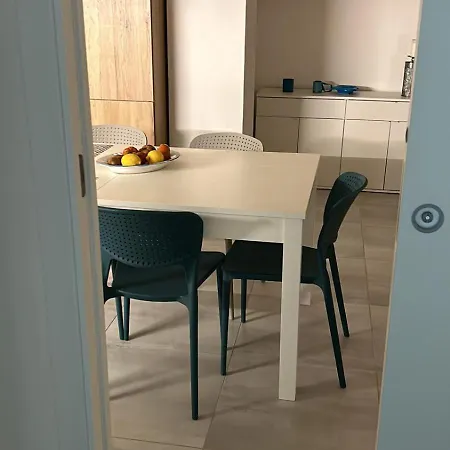 Apartment White *